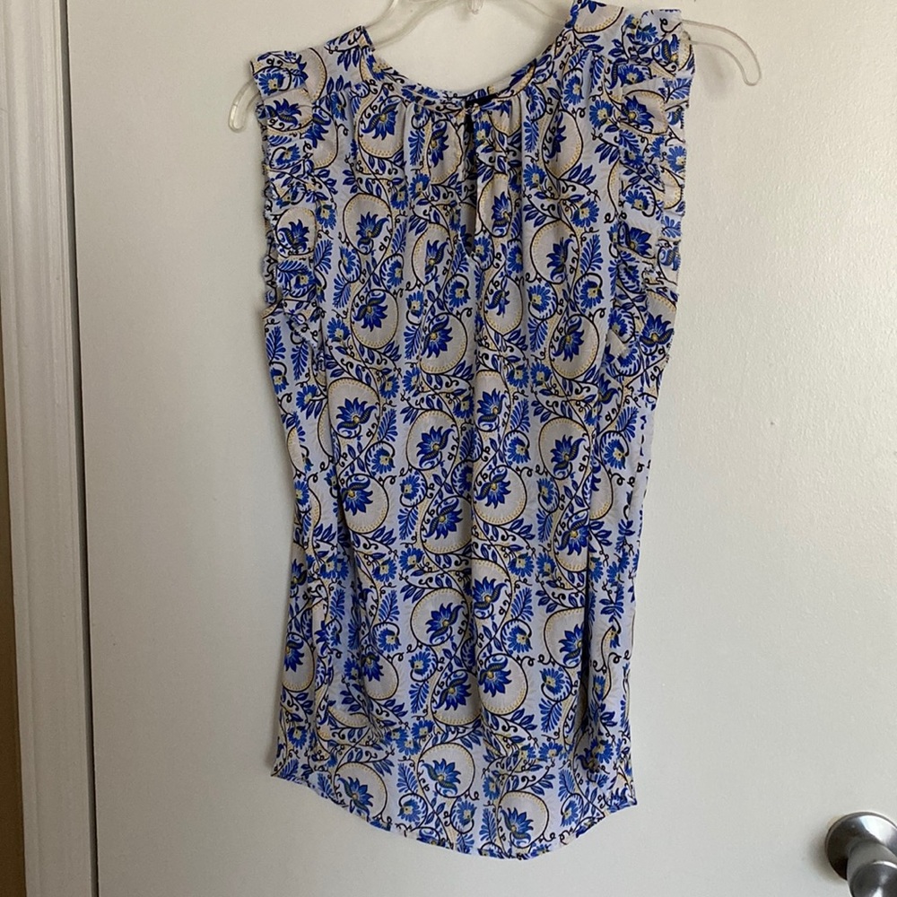 KAARI Blue Sleeveless Top PM Floral Pattern Ruffled Sleeves 100% Polyester